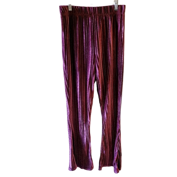 Target Brand Accordian Pleat Velvet Plumb Purple Bell Bottom Pants Sz XSMALL - Picture 2 of 3